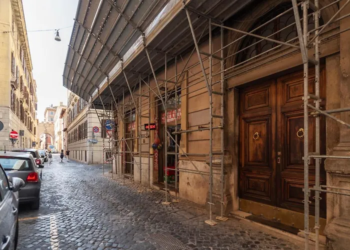 Tra Castel Sant\'Angelo E Citta Del Vaticano Flat